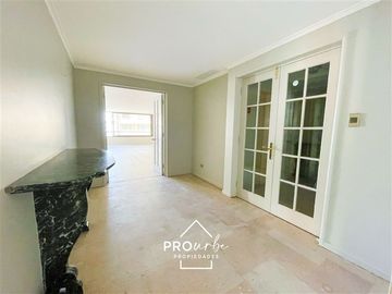 Departamento en Venta en Enrique Foster/Presidente Riesco