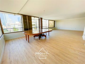 Departamento en Venta en Enrique Foster/Presidente Riesco