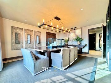 Depto Duplex-Penthouse en venta de 5 dorm. Vitacura