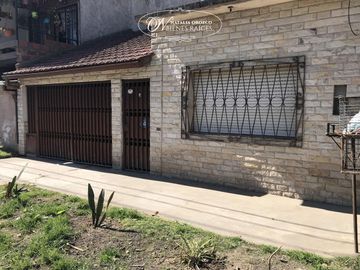 Casa en venta- Jose Clemente Paz- 5 ambientes
