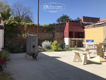 Casa en venta- Jose Clemente Paz- 5 ambientes