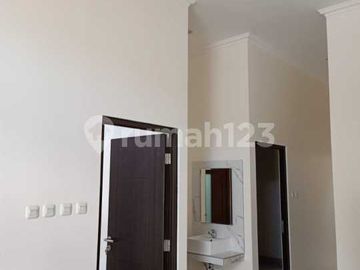 Rumah Rapi Hadap Taman 8X15 Sangat Siap Huni Citra Garden 3