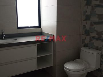 Exclusivos departamentos iluminados, con excelente ubicación en la Urb. Los Rosales, con vista a hermoso parque.
Financiado por el BCP.

ENTREGA MA