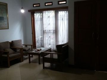Rumah strategis dan siap huni di antapani dekat arcamanik