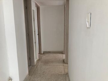 apartamento en venta en altos de riomar. Cod V105463