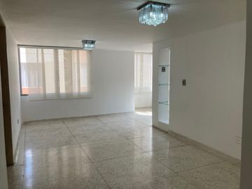 apartamento en venta en altos de riomar. Cod V105463