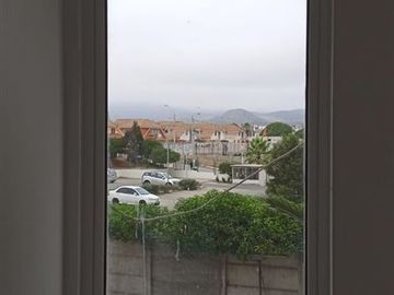 Departamento en Venta en El condominio se encuentra cercano a la playa de la herradura, la ruta 5 y una shell.