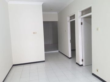 Rumah Babatan Pratama Wiyung 1 M