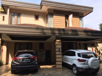 DIJUAL RUMAH RAPIH SIAP HUNI DI CLUSTER MANHATTAN FORUM @THE GREEN BSD