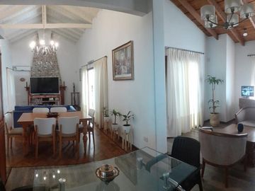 Chalet en venta en Parque Leloir
