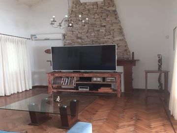 Chalet en venta en Parque Leloir