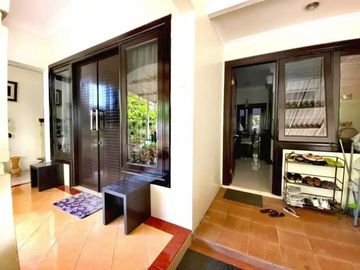 Rumah Murah Full Furnish di Jemursari Regency One Gate System