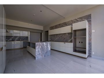 Espectacular reventa en La Maison by Fendi, Santa María