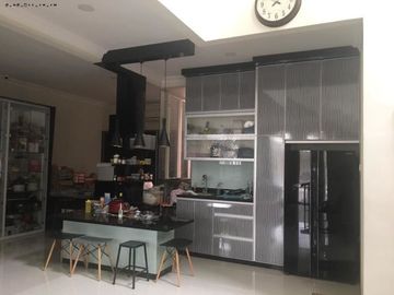 Rumah Long Beach - Pakuwon City Semi Furnish listrik 4400wt