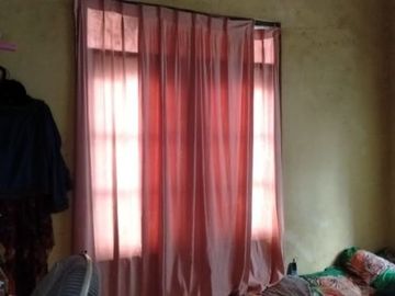 Rumah 2 &frac12; lt Strategis 400 jt an di Cimpaeun Tapos Depok (faisal)
