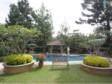 Villa murah dan mewah di cisarua bogor dekat taman safari