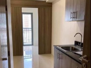 Acquired a condo in a very PRIME LOCATION, less hassle for payment, as low as 21k monthly in 30 months unit with BALCONY