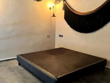 Casa en venta en el Centro de Mérida, remodelada y equipada.