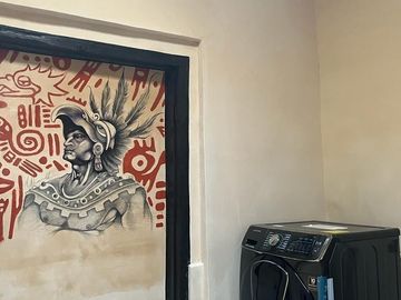 Casa en venta en el Centro de Mérida, remodelada y equipada.