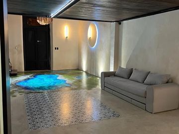 Casa en venta en el Centro de Mérida, remodelada y equipada.