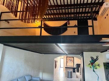 Casa en venta en el Centro de Mérida, remodelada y equipada.