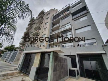 Semipiso en venta en Moron Sur
