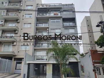 Semipiso en venta en Moron Sur