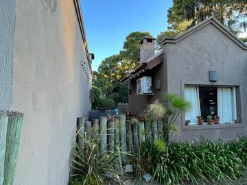 CASA EN VENTA EN EL CARMENCITO CON PILETA