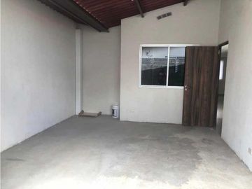 VENDO CASA EN ARRAIJAN LA HACIENDA
