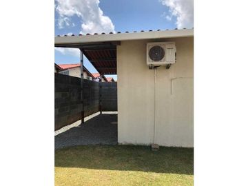 VENDO CASA EN ARRAIJAN LA HACIENDA