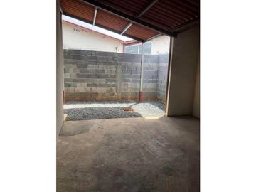 VENDO CASA EN ARRAIJAN LA HACIENDA