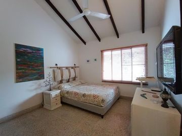 casa en venta en bosques del limonar. Cod V6290772
