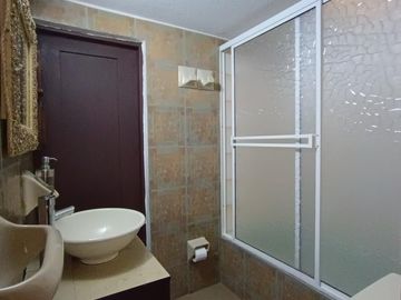 casa en venta en bosques del limonar. Cod V6290772