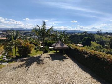 finca en arriendo/venta en santa bárbara. Cod A9433999