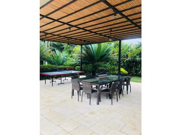 VENDO HERMOSA CASA EN ANAPOIMA