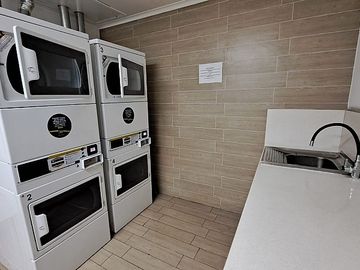 SE VENDE DEPTO 1D+1B METRO SANTA ISABEL