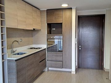 SE VENDE DEPTO 1D+1B METRO SANTA ISABEL