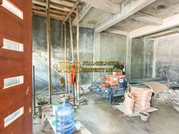 Dijual Villa Komplek Givency One