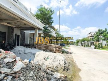 Dijual Villa Komplek Givency One