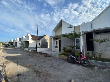 1 UNIT TERAKHIR, RUMAH SIAP HUNI, BISA KPR, DI JALAN IMOGIRI TIMUR, BANTUL