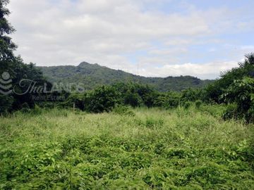 STUNNING LARGE PROPERTY WITH 270 METERS OF RIVERSIDE AND INCREDIBLE MOUNTAIN VIEWS!!!