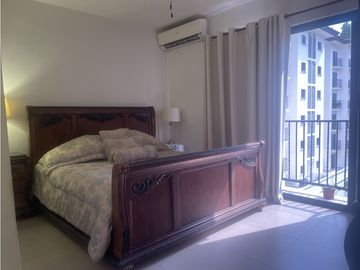 Venta de apartamento en Clayton-Albrook, Ph Embassy Village