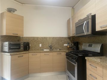 Venta de apartamento en Clayton-Albrook, Ph Embassy Village