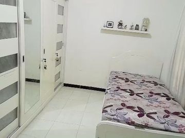 Dijual Rumah Lokasi Surabaya Barat Di Jl. Darmo Satelit Utara