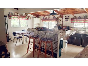 VENTA DE CASA FAMILIAR EN CHAME