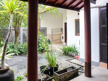 RUMAH SEMI VILLA FULLY FURNISHED, 11 MENIT KE CENTRAL CANGGU