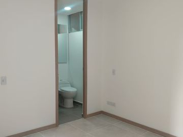 apartamento en arriendo en lorient. Cod A401100