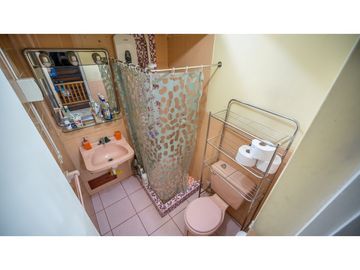 VENDO CASA  EN URB. LOS JARDINES CERCA AL OPEN PLAZA - TRUJILLO
