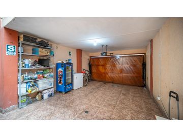 VENDO CASA  EN URB. LOS JARDINES CERCA AL OPEN PLAZA - TRUJILLO