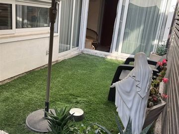 Thownhouse Triple , impecable, 3D, 3B, 3E,1B, patio, quincho